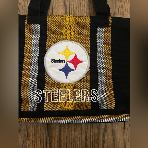 NEW Pittsburgh Steelers Purse from Mexico- $25 (Firm) - Picture 2 of 7